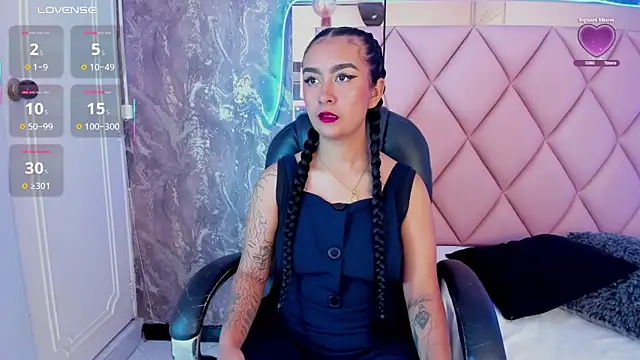 AntonellaQueenn online show from March 20, 2025, 11:27 am