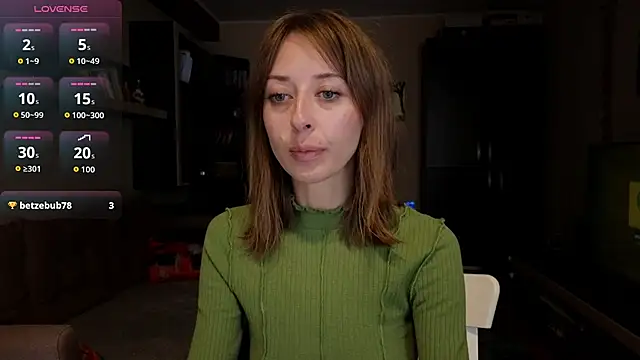 NinaNovalicious online show from September 17, 2025, 7:10 am