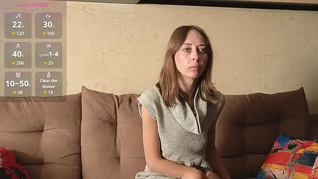 NinaNovalicious online show from October 1, 2025, 7:24 am