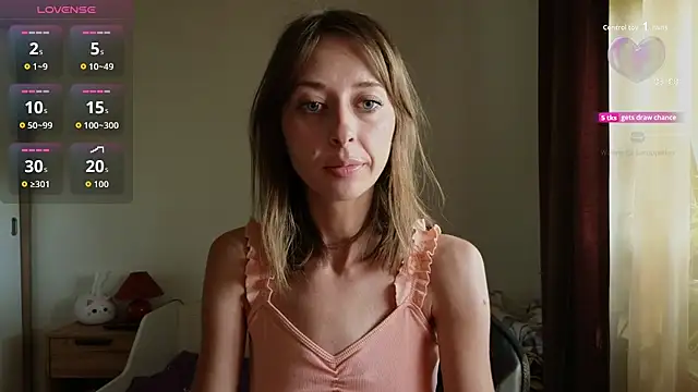 NinaNovalicious online show from September 16, 2025, 7:42 am