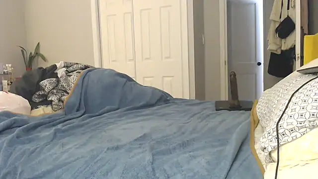 LauLauPAWG online show from May 16, 2026, 2:10 am