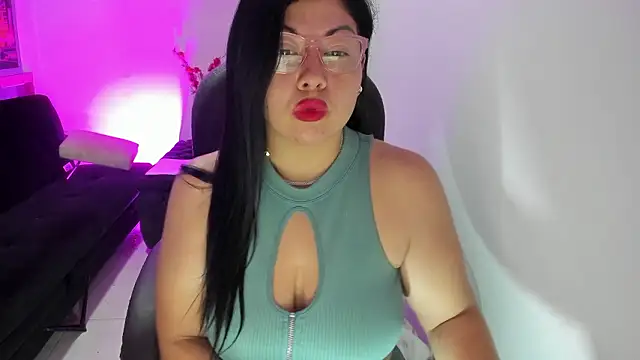 jessicarabbit 1 online show from February 4, 2026, 8:37 pm