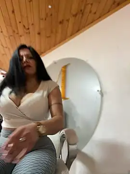 Milff parkerrr online show from March 14, 2025, 5:46 pm