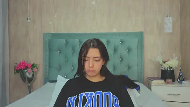 Marcelaa fox online show from September 27, 2025, 9:43 pm