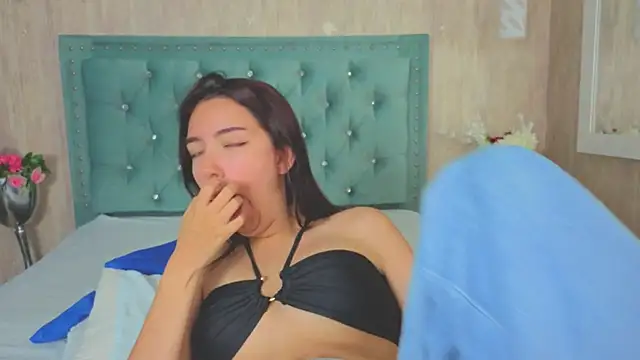 Marcelaa fox online show from October 2, 2025, 7:39 pm