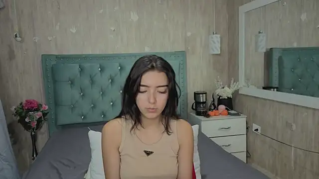 Marcelaa fox online show from April 30, 2026, 8:27 pm