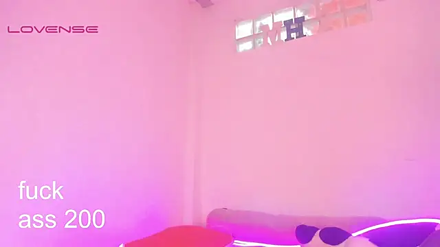 Snapshot of melissa_hot22 chatting on November 1, 2025, 5:40 pm melissa hot22 online show from November 1, 2025, 5:40 pm