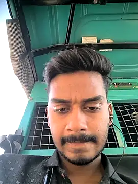 arppyyyxx online show from December 17, 2025, 9:36 am