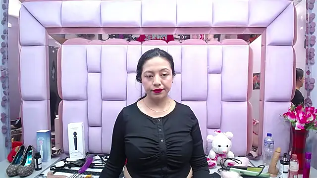 slut anal  online show from September 13, 2025, 7:47 pm