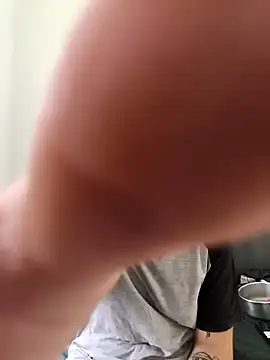 Scarlett-Leh online show from March 6, 2026, 4:24 pm