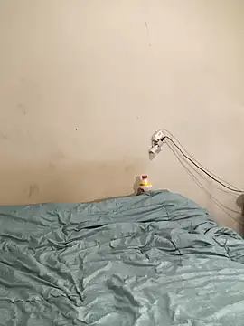 Scarlett-Leh online show from October 22, 2025, 7:35 pm