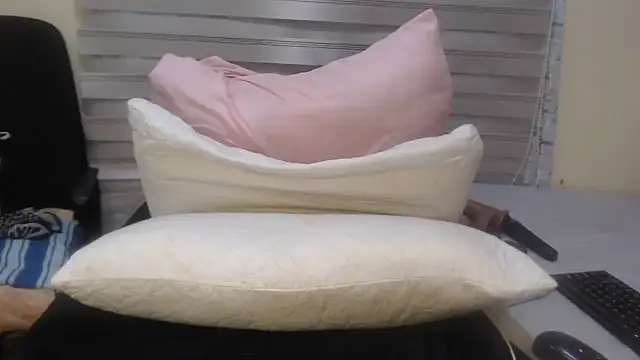 Foxybrownxx1 online show from July 16, 2026, 8:50 pm
