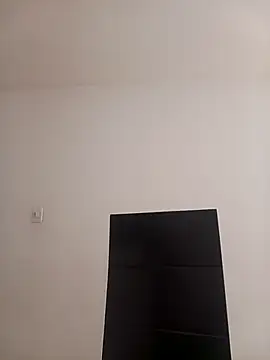 liam igor online show from March 14, 2025, 8:06 pm