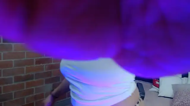 samantha  karolstone online show from September 28, 2025, 11:01 pm