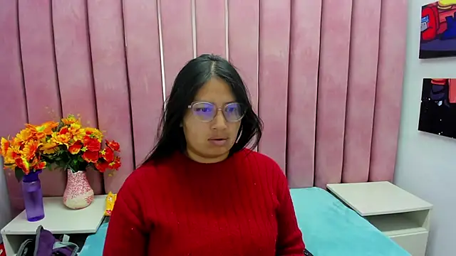 Miaa Smiith  online show from October 2, 2025, 3:10 am