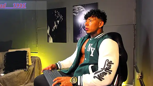 bradley smith online show from February 18, 2026, 4:43 am