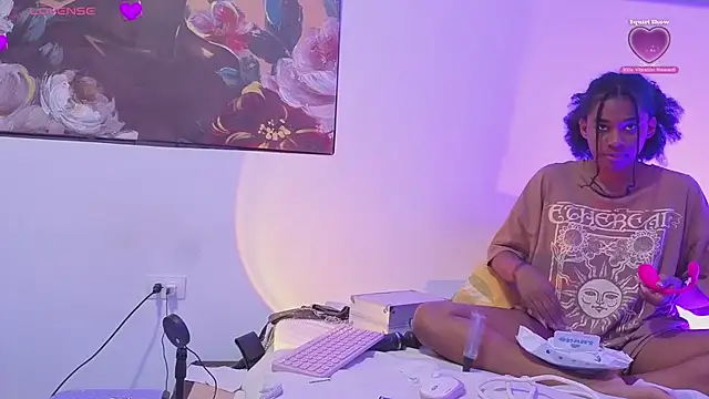 ChannelCox1 online show from September 18, 2025, 6:16 am