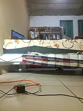 vergapeludaaa online show from January 14, 2026, 4:27 am