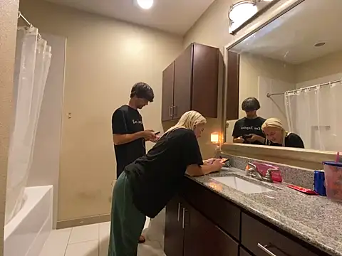 girlfriendmissy online show from March 11, 2025, 11:47 pm