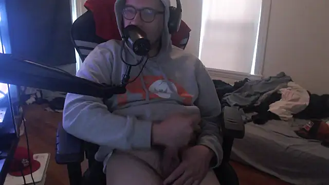 chicostick413 online show from October 10, 2025, 2:18 pm