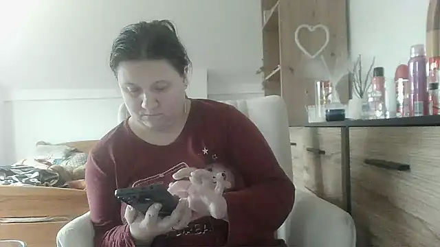 ReifeVenna online show from February 6, 2025, 10:58 am