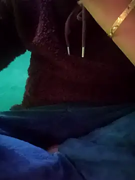 SAXYTannuja online show from November 15, 2025, 4:27 am