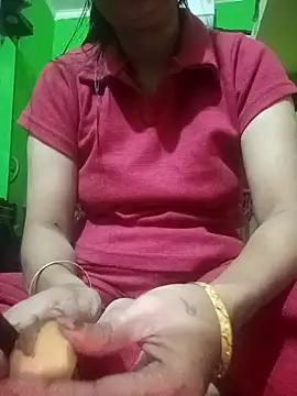 SAXYTannuja online show from November 19, 2025, 7:08 am