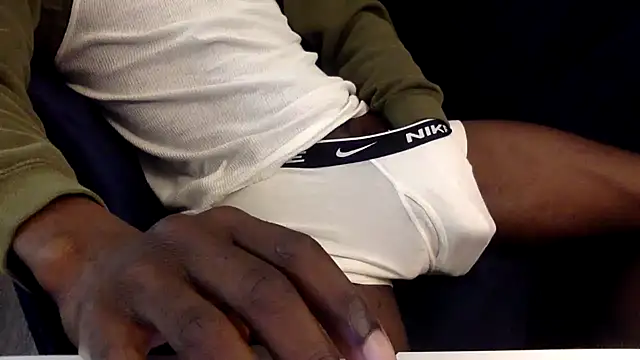 Snapshot of tevinhawkin chatting on January 7, 2025, 6:03 pm tevinhawkin online show from January 7, 2025, 6:03 pm