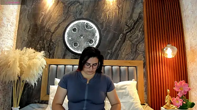 BellaPeers  online show from April 24, 2026, 11:34 am