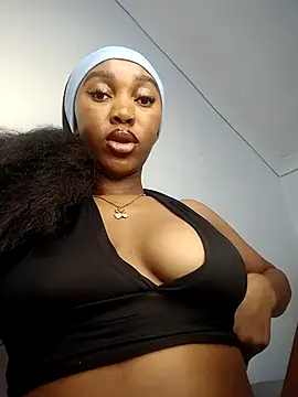 Shria107 online show from September 14, 2025, 7:53 am