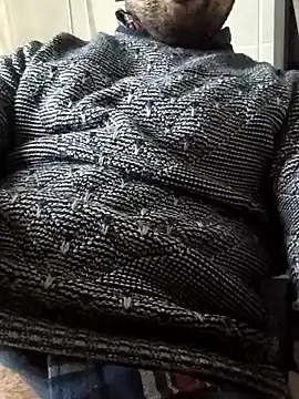 pisellinodurissimo online show from January 22, 2025, 1:11 pm