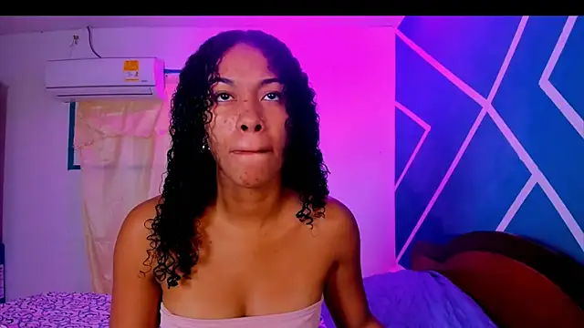 sasha fox00 online show from September 24, 2025, 4:19 am