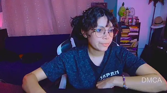 Drea Foox online show from April 13, 2026, 2:59 am