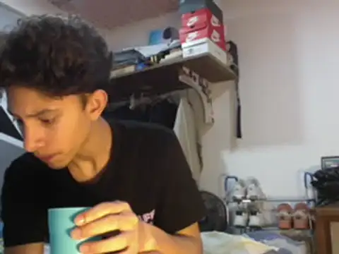 ferchitibellako online show from December 14, 2024, 3:17 am