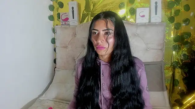 cristalconnorr online show from May 1, 2026, 2:33 pm