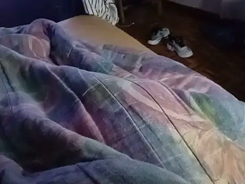 Pladurexxx online show from May 13, 2026, 11:45 pm