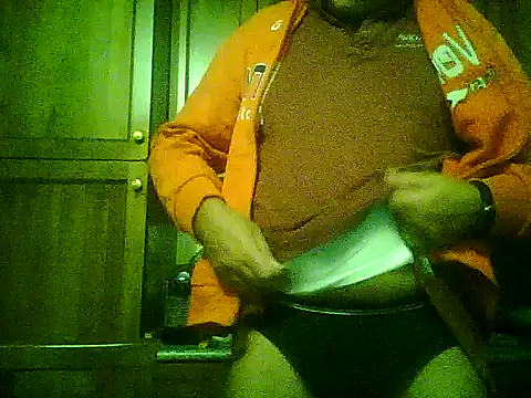 Snapshot of gianbragallini chatting on September 24, 2025, 10:48 pm gianbragallini online show from September 24, 2025, 10:48 pm