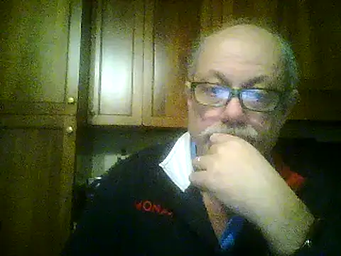 Snapshot of gianbragallini chatting on March 17, 2025, 11:35 pm gianbragallini online show from March 17, 2025, 11:35 pm