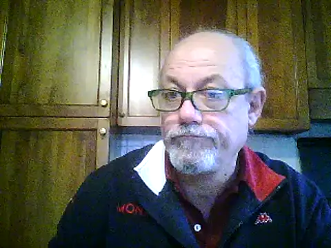 Snapshot of gianbragallini chatting on March 9, 2025, 3:05 pm gianbragallini online show from March 9, 2025, 3:05 pm