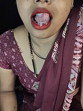 Shivani Mumbai85 online show from February 24, 2026, 5:25 pm