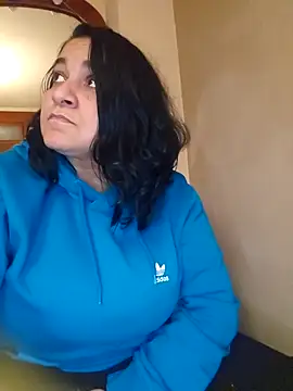 paulinaDiaz1 online show from November 30, 2025, 8:20 pm