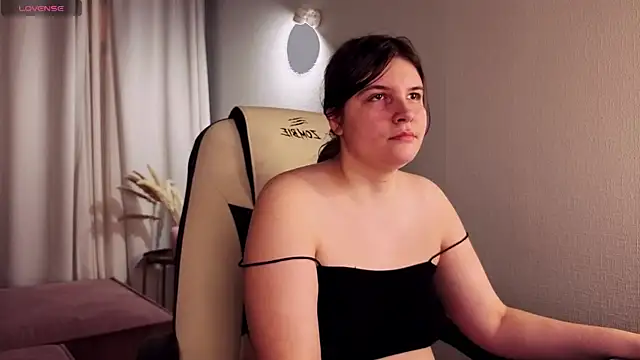 Snapshot of Ruyjin_Choi chatting on March 13, 2026, 11:15 am Ruyjin Choi online show from March 13, 2026, 11:15 am