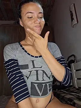 HelenHoltz online show from December 18, 2025, 1:59 pm