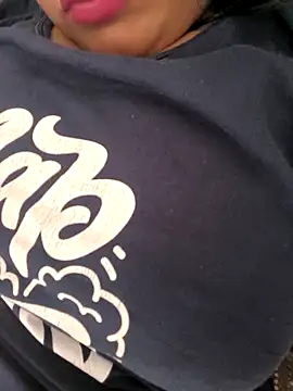 zofikhan online show from November 19, 2025, 5:40 am