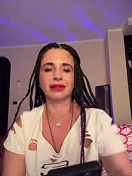 MichelleCara online show from August 4, 2026, 3:27 pm