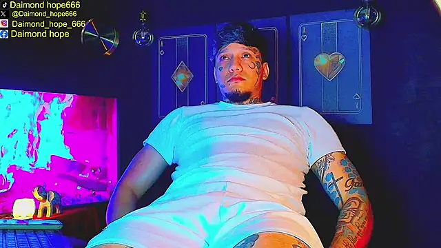 daimond hope666 online show from December 3, 2025, 9:03 pm