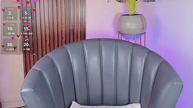 kenayfox online show from November 13, 2025, 5:00 am