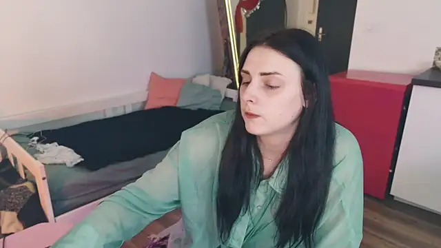 ce leste   online show from November 1, 2025, 12:32 pm