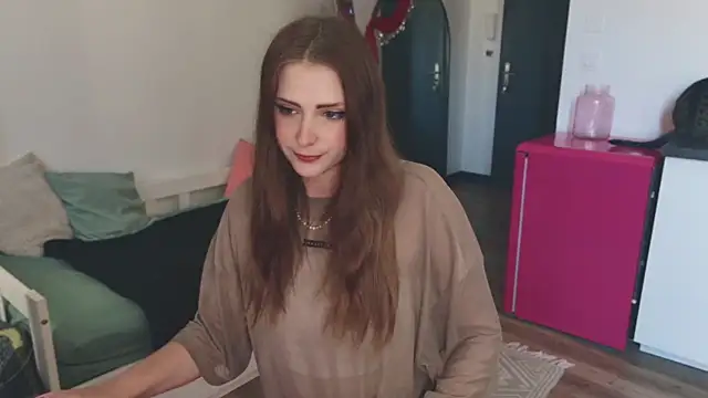 ce leste   online show from October 17, 2025, 1:35 pm