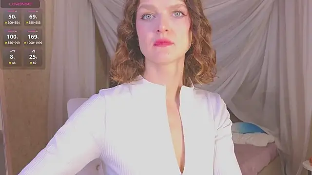 Snapshot of Soo_dreamy chatting on February 8, 2026, 1:25 am Soo dreamy online show from February 8, 2026, 1:25 am